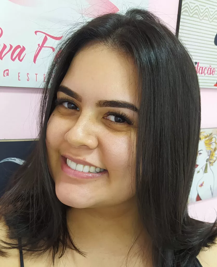 Eva Fernandes - Clara sobrancelha