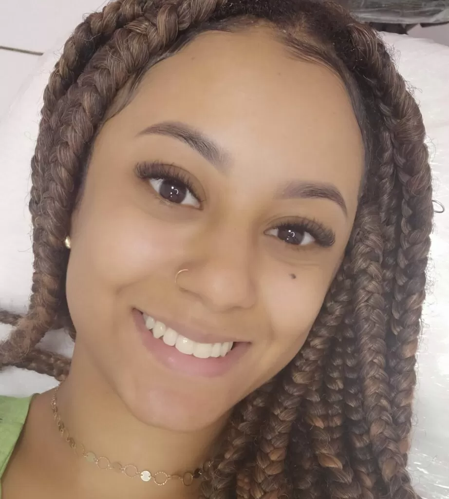 Eva Fernandes - Rebeca cílios